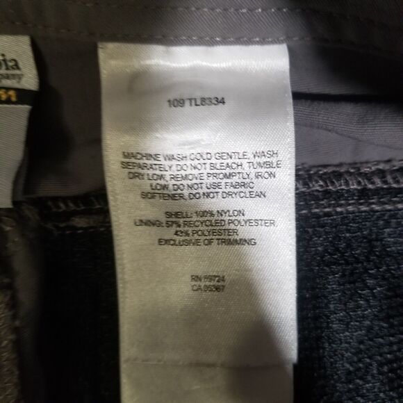 COLUMBIA Pants Women's Size 12 Gray Titanium Capris Hiking Outdoors Omni-Dri - Picture 10 of 10